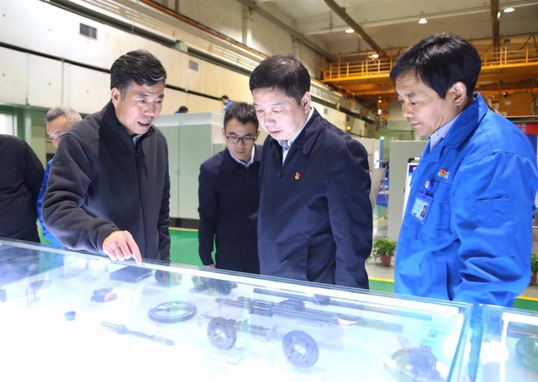 省国资委主任王海鹏到3044永利集团集团调研指导工作